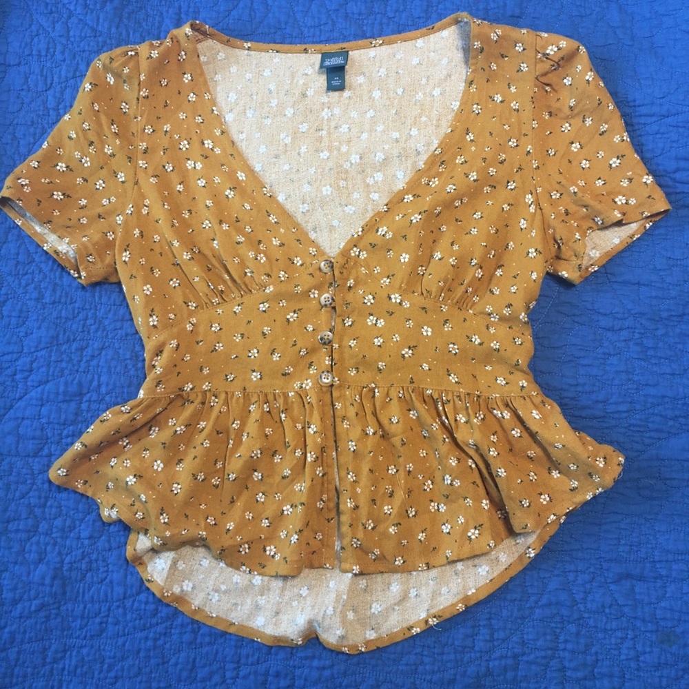 v neck floral top